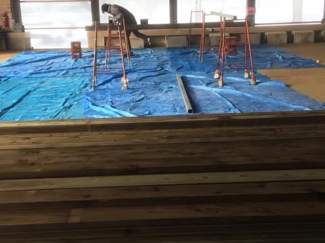 ウッドデッキの塗装、修理ならお気軽にお問い合わせください。サービスの画像