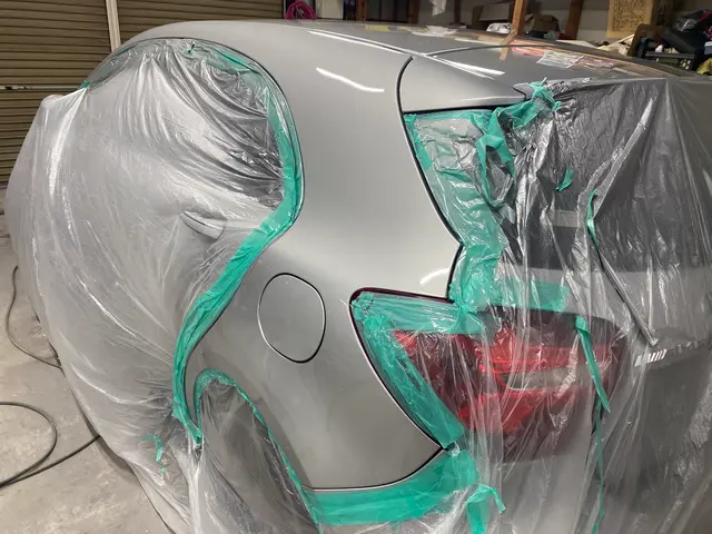 自動車鈑金塗装　修理　カスタムサービスの画像