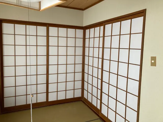 和の心、リフレッシュ！障子張り替えで快適な空間を！サービスの画像