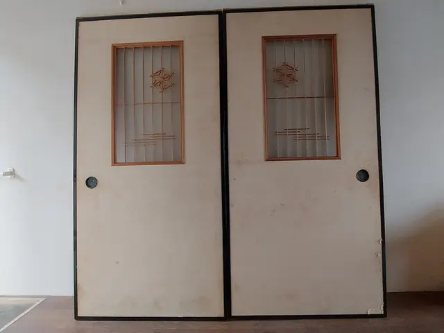 地域密着！親御さんのお宅もOK☆約200種類以上ある襖柄からお選び頂けます！サービスの画像