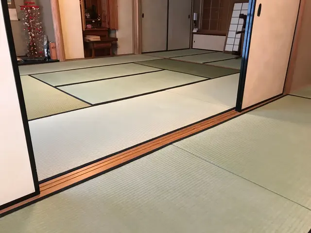 創業80年以上の実績 家具の移動無料 畳の乾拭き不要 営業時間外の予約・対応OKサービスの画像