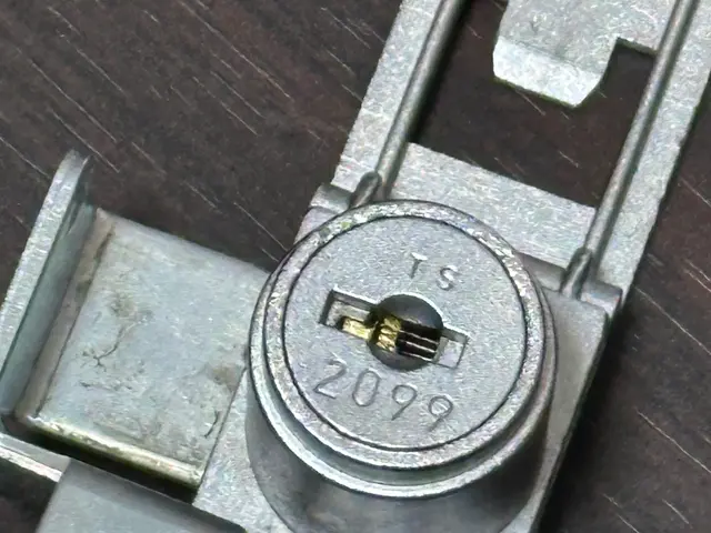 オフィス・工場の更衣室等のロッカー開錠致しますサービスの画像