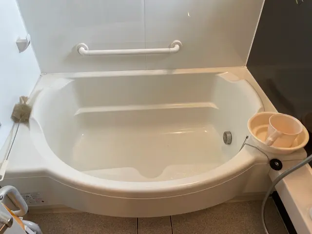 浴室を丁寧に徹底クリーニング！セット割引強化中！安心の損害保険加入済！サービスの画像