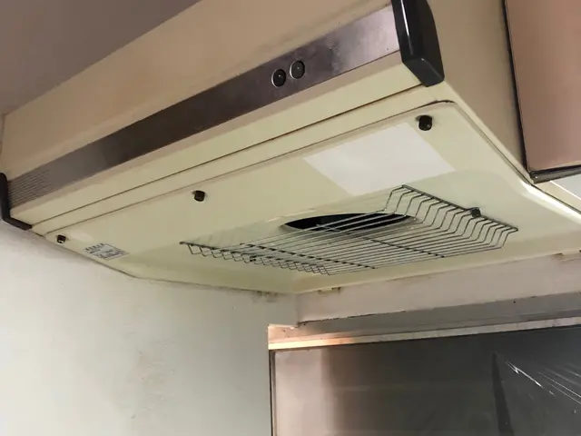 【頑固な汚れ】【何年も清掃していない】換気扇お任せ下さい!!サービスの画像