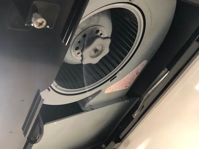 【頑固な汚れ】【何年も清掃していない】換気扇お任せ下さい!!サービスの画像