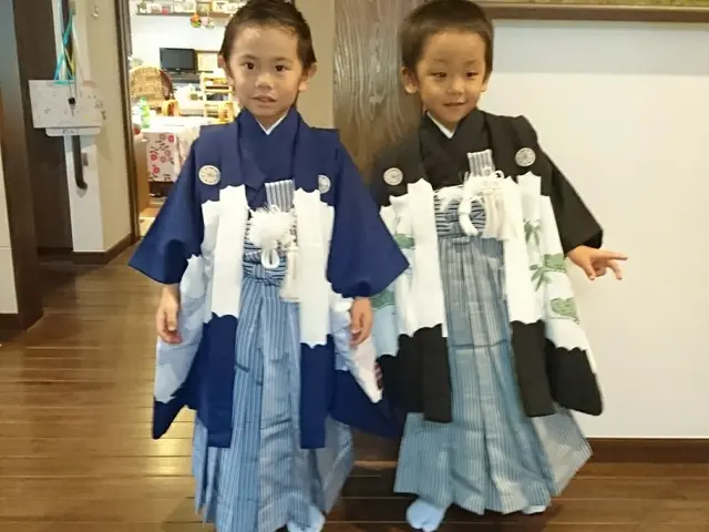 松戸市内のみ、7時開始卒業袴、男性、訪問着お着付けいたします。