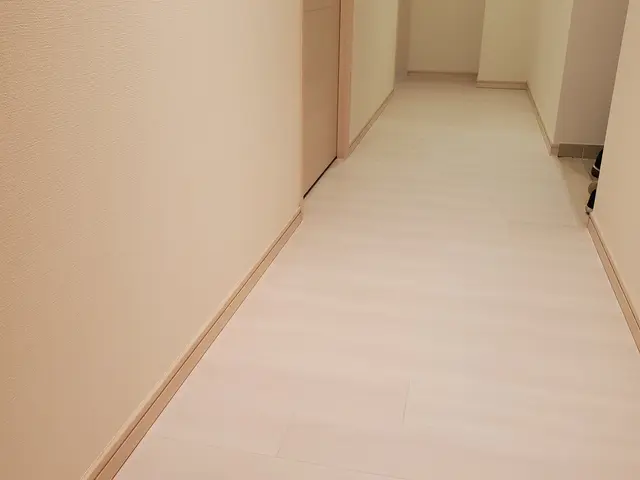 上張り施工で解体費用&廃材費用がかからないから、低料金で施工出来ます。サービスの画像