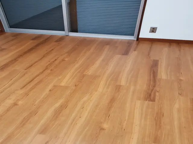 上張り施工で解体費用&廃材費用がかからないから、低料金で施工出来ます。サービスの画像