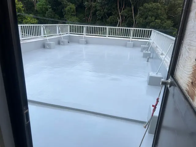 【11年の実績を活かした信頼の施工】損害保険加入で安心◉有料駐車場代は当社負担◉サービスの画像