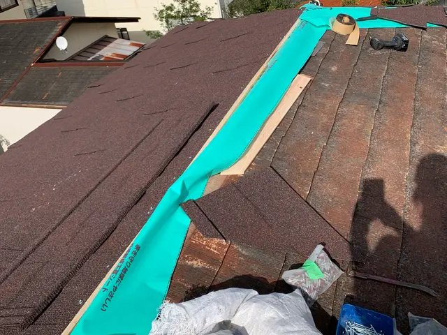 【屋根修理ならハウスキーパーへお任せ下さい！】一級建築板金技能士による安心施工！サービスの画像