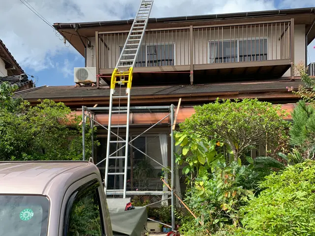 【屋根修理ならハウスキーパーへお任せ下さい！】一級建築板金技能士による安心施工！サービスの画像