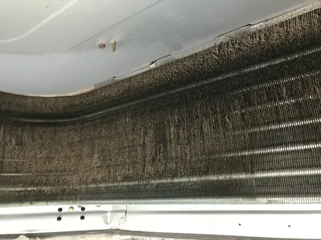 エアコンクリーニング（天井埋込型）サービスの画像