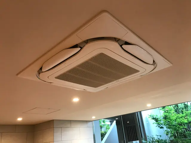エアコンクリーニング（天井埋込型）サービスの画像