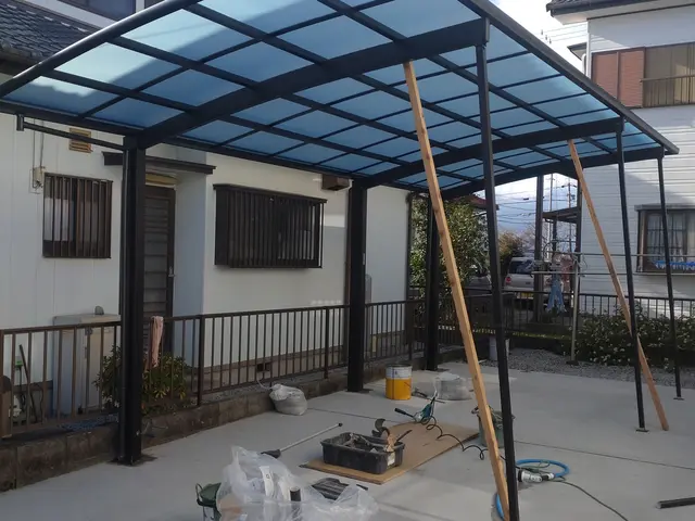 カーポートの設置工事サービスの画像