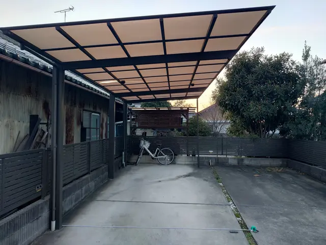 カーポートの設置工事サービスの画像