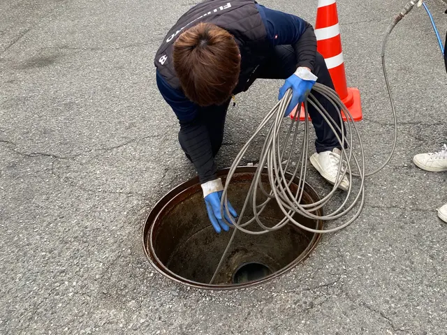 詰まり除去から定期洗浄迄お任せ下さい。年間5,000件以上の実績。国家資格保有者サービスの画像
