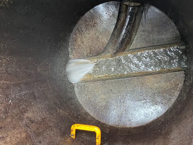 詰まり除去から定期洗浄迄お任せ下さい。年間5,000件以上の実績。国家資格保有者サービスの画像