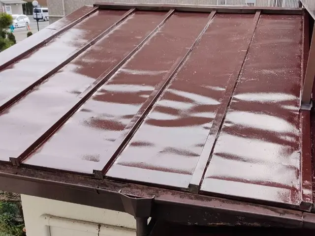 自信の完全自社施工◎駐車場代は当店が負担！親切・丁寧に対応いたします。サービスの画像