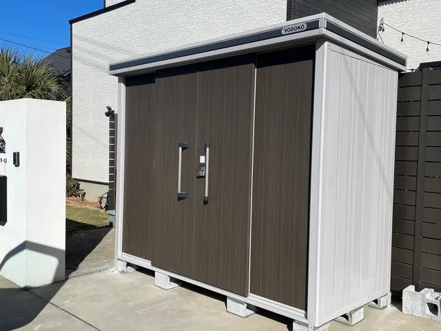 物置きの設置　移動　解体サービスの画像