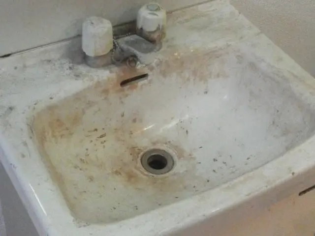 洗面所クリーニング♪気になる汚れもスッキリ落とします♪業界歴20年非喫煙者です。サービスの画像