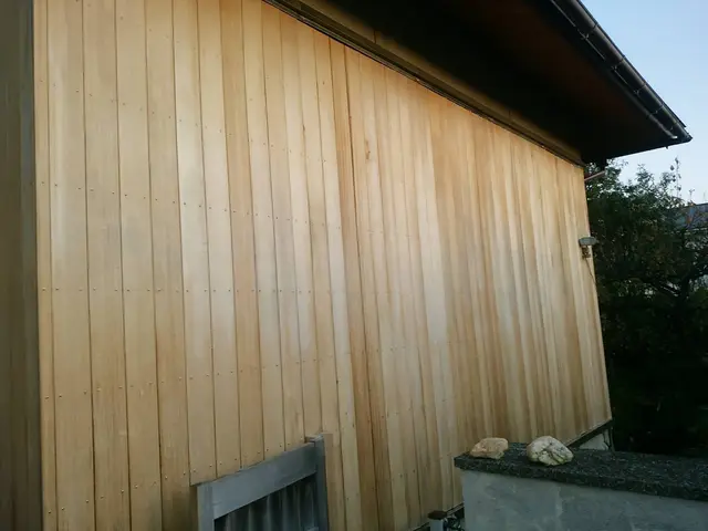 白木洗いのプロにお任せ下さい、和室.玄関ポーチ等、経年劣化や汚れを美しく！サービスの画像