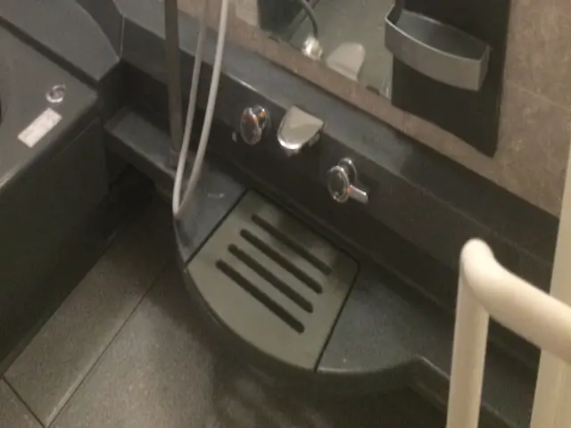 【高評価スタッフ訪問】小物1点無料・カビ防止注文でエプロン内高圧洗浄無料です！サービスの画像