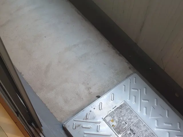 【ベランダクリーニング】溜まった汚れを高圧洗浄。サービスの画像