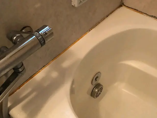 水回りコーキング打ち替えサービスの画像