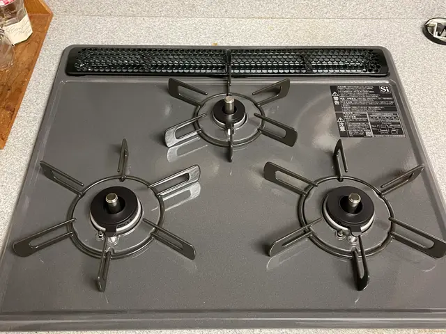 即日対応可能です。迅速に見積もり工事致します。店長の私が責任を持って対応します。サービスの画像