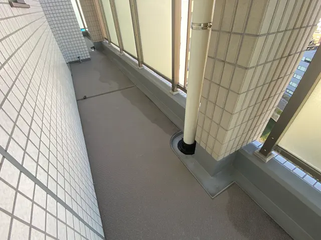 【衛生管理徹底】◎ベランダ・バルコニー・外階段等◎何でもご相談ください。サービスの画像