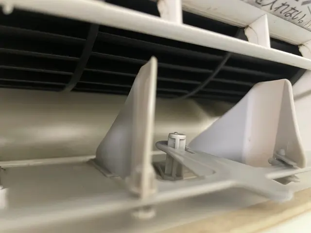 女性お一人暮らしでも安心の女性スタッフ同行◎責任を持ってご対応。損害保険加入済みサービスの画像