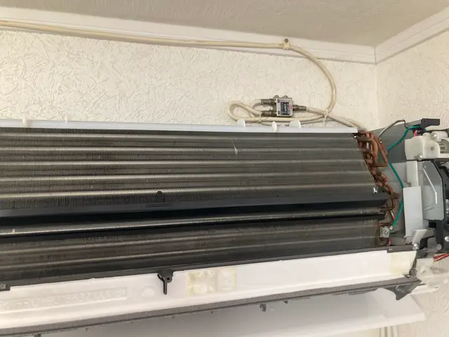 エアコンクリーニング早ければ早い程お得！豊富な経験知識で安心クリーニング(^^)サービスの画像