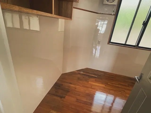 壁パネル全般貼り変えサービスの画像