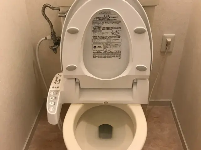 トイレの気になる汚れウォッシュレット裏も徹底的に仕上げます！その他メニュー有サービスの画像