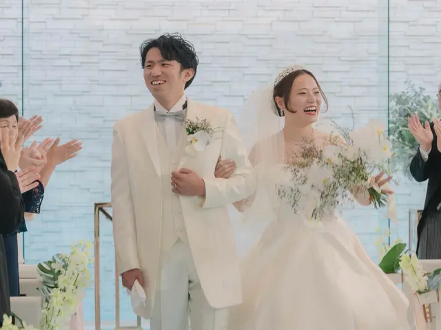 お二人の笑顔溢れるウェディング写真お任せください！サービスの画像