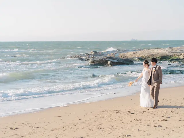 お二人の笑顔溢れるウェディング写真お任せください！サービスの画像