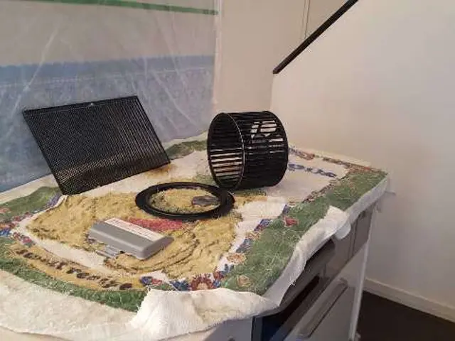 《即日対応》レンジフード分解、シロッコファン徹底洗浄します。サービスの画像