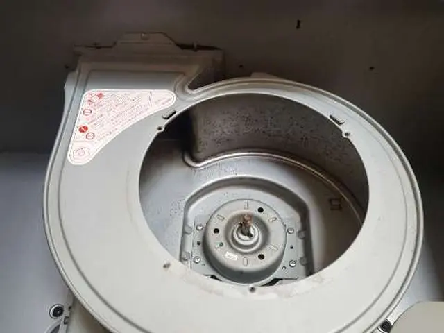 《即日対応》レンジフード分解、シロッコファン徹底洗浄します。サービスの画像