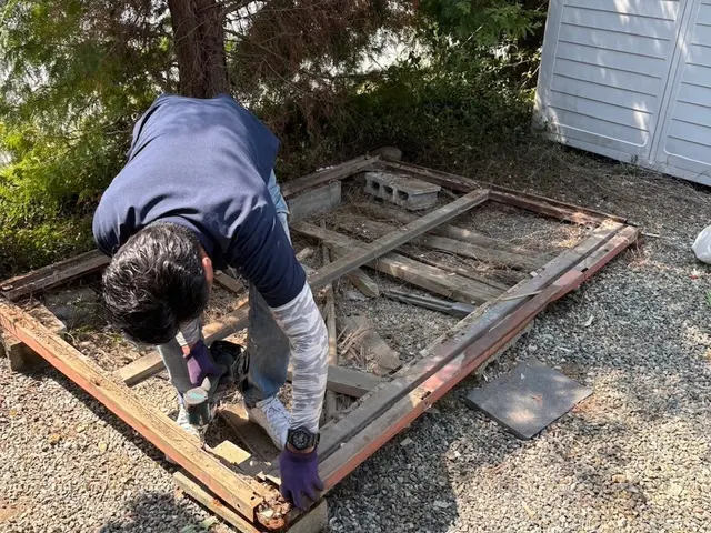 物置の解体、回収承ります。中身の不用品も対応可能です♪サービスの画像