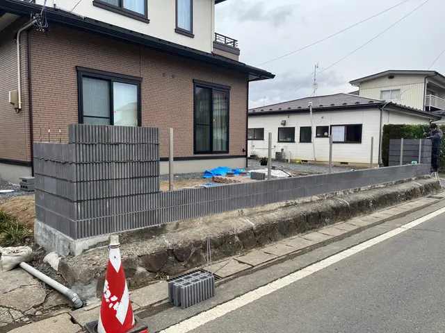 美里町の大煌です！フェンス取り付けます！サービスの画像