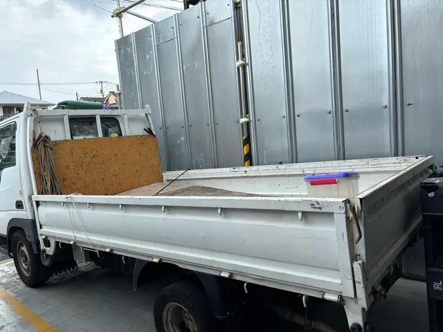 お任せください！あなたの不用品回収、女性スタッフ対応可能な軽トラックサービスサービスの画像