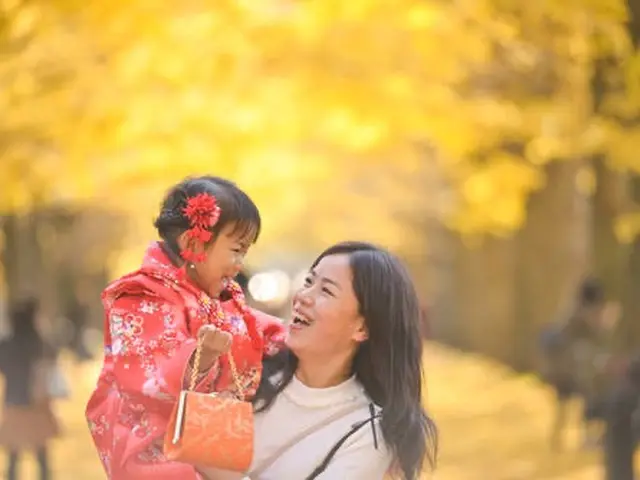 子供たちの自然が笑顔はもちろん、遊んだり、泣いたりしている瞬間をも見逃さないサービスの画像