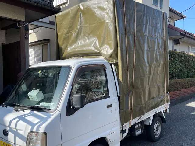 私にお任せください！回収内容含めまずメッセージください！高幌軽トラックで伺いますサービスの画像