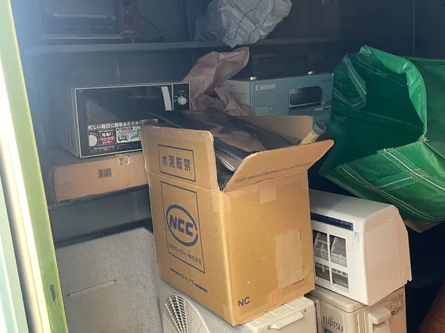 私にお任せください！回収内容含めまずメッセージください！高幌軽トラックで伺いますサービスの画像