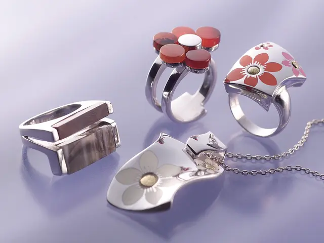 ◆◇3月新規出店◇◆　〜45年の経験が物語る、プロの技〜　ストロボ撮影も可能