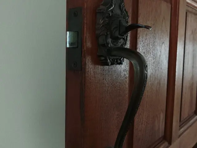 ◆ドアノブ交換◆ドアの不具合やその他もご一緒にご相談くださいサービスの画像