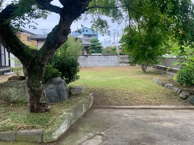 『草刈り・伐採』空家でお困りの方も◎立会不要◎年中無休　☆プロの技術でお悩み解決サービスの画像