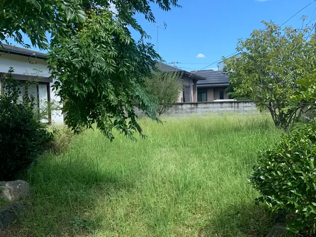 『草刈り・伐採』空家でお困りの方も◎立会不要◎年中無休　☆プロの技術でお悩み解決サービスの画像