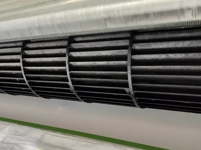 【業歴15年の実績】年間施工台数100台以上!ハウスクリーニング技能士が作業サービスの画像