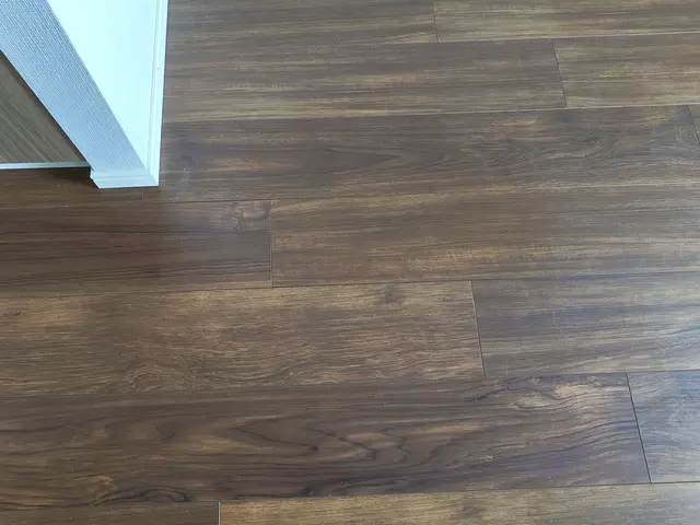 広範囲の傷や、気になる小さな傷1点からでもお気軽にご相談ください！迅速な対応！サービスの画像